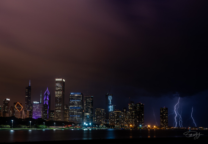 I caught. - My, Lightning, Chicago, USA, Night, Панорама