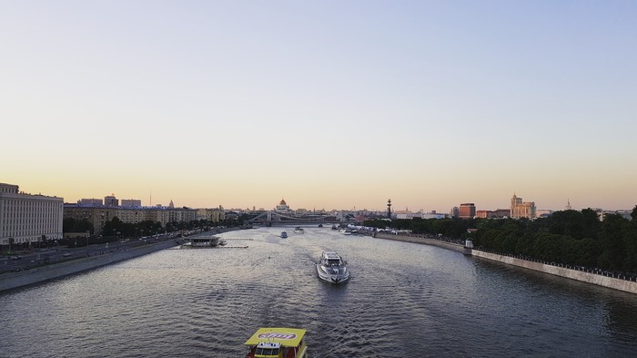 Moskva River, view from Pushkin Bridge - My, Moscow, Beginning photographer, Sunset, River