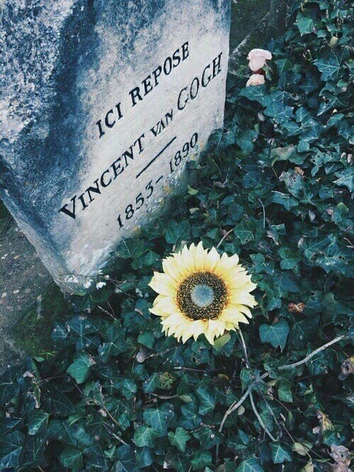 Van Gogh's grave. - van Gogh, Interesting, Grave, Cemetery, The photo, Artist