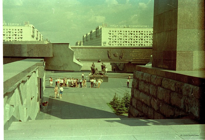 Leningrad, Victory Square, 1975 - My, Leningrad, Story, The photo, 1975, Lostslides, Longpost