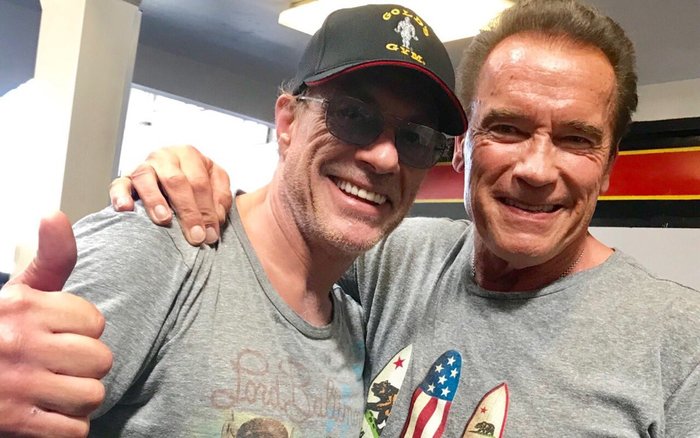 When two tough guys met on the same street. - Jean-Claude Van Damme, Arnold Schwarzenegger, Cool guy, Celebrities
