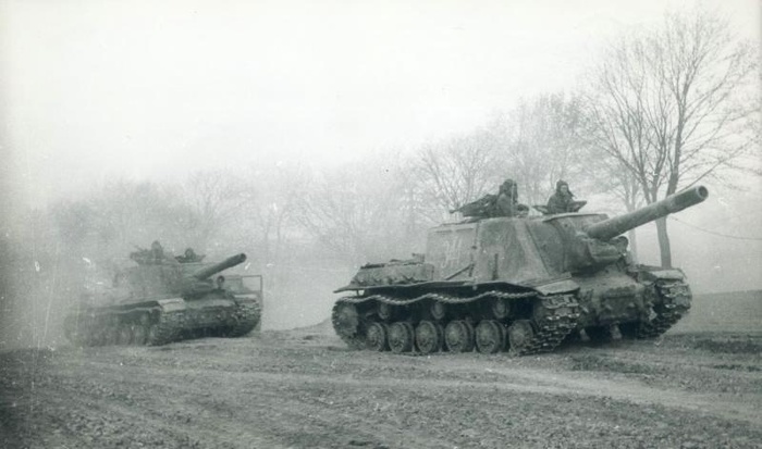    1941-1945.  12.   ,  ,  ,   , 