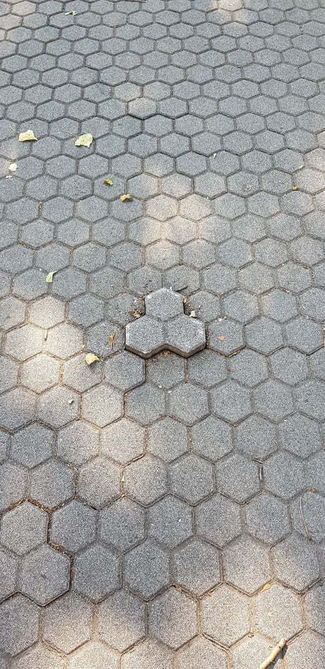 Do you think I should step in? - 9GAG, Paving slabs