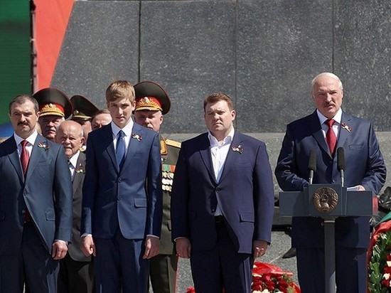 Lukashenka admitted how he saved children from fingering and golden youth - Society, Politics, Golden youth, Alexander Lukashenko, Republic of Belarus, Moscow's comsomolets, Children, Upbringing