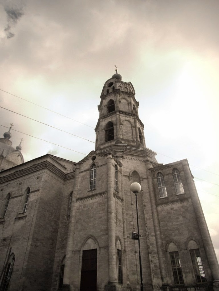 Trinity Church in Gus-Zhelezny, Ryazan region. Late 18th - early 19th century. It was founded by Andrei Rodionovich Batashev, a local landowner. - My, Temple, Iron Goose, Ryazan