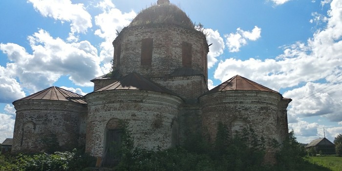 Заброшенная церковьСаратовская область - Заброшенное, Церковь