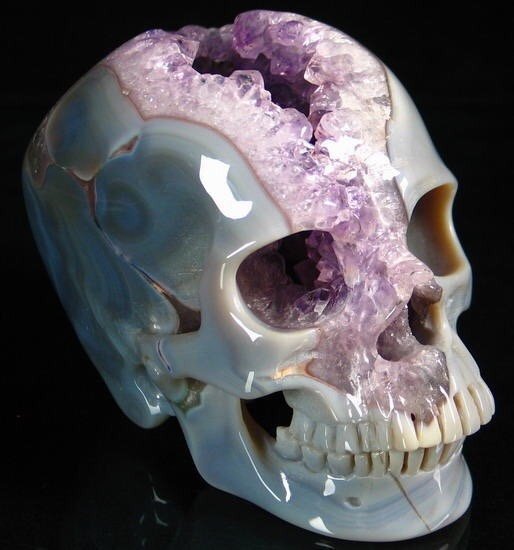 Fine work of amethyst - Amethyst, Stone carving, Scull