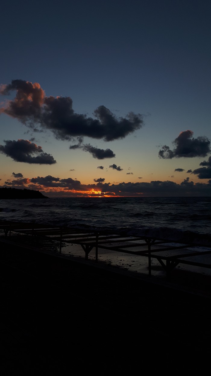 Sea and sunset. - My, Crimea, Sea, Sunset