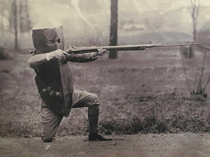 Bulletproof vest by Guy Brewster, 1917. - Story, Bulletproof vest, The photo
