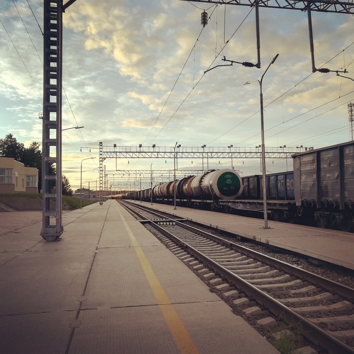 Station in the middle of nowhere - My, beauty, The photo, Railway station, Rails, Sleepers, A train, Railway, Tsiolkovsky city
