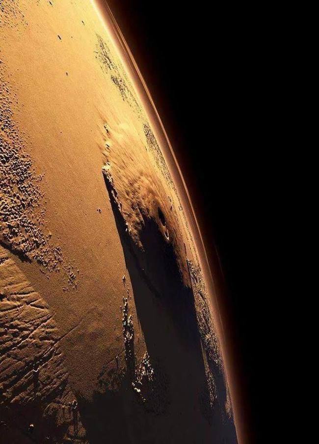 Марс. Марс, Фотография, Вулкан, Внеземные вулканы, Вулкан Олимп (планета Марс)