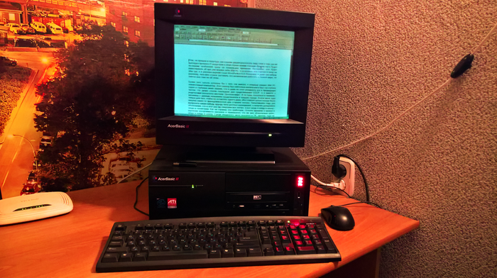  IT  .  2: IBM PC AT   ,  , DOS, Windows, , 90-,  90-, Wolfenstein