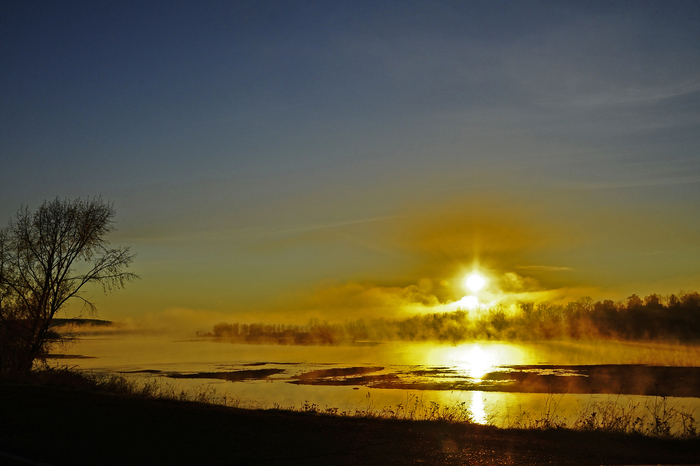 It was a cold night (autumn on the Yenisei) - Autumn, My, Fog, River, dawn