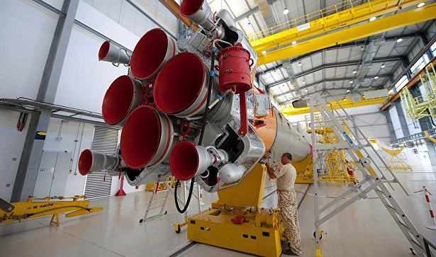 Russian Soyuz-ST rocket successfully launched MetOp-C satellite into orbit - Soyuz-St, Success, Running, Frigate, Booster Rocket, Satellite, France, European Union
