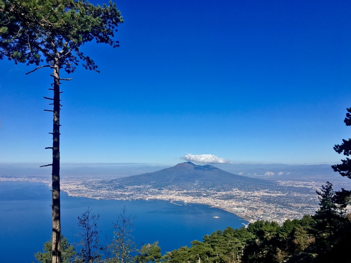 Cloud over Vesuvius - My, Vesuvius, Clouds, 