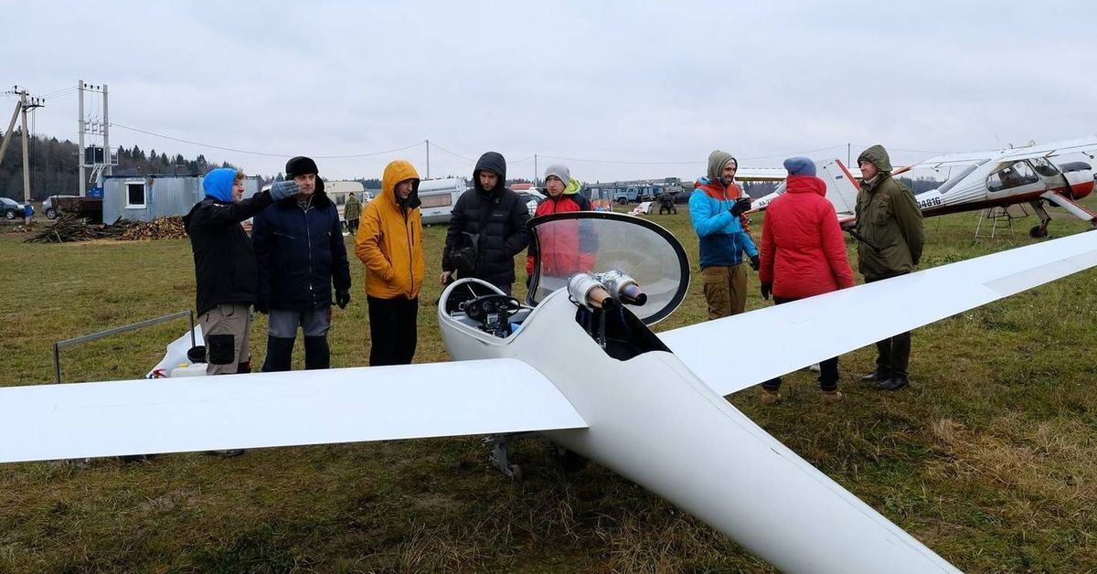 Асе 4. Планер с реактивной тягой АС-4-115 Jet. Планер 115 кг. Авиастроитель АС-4-115. AC-4−115 Jet.