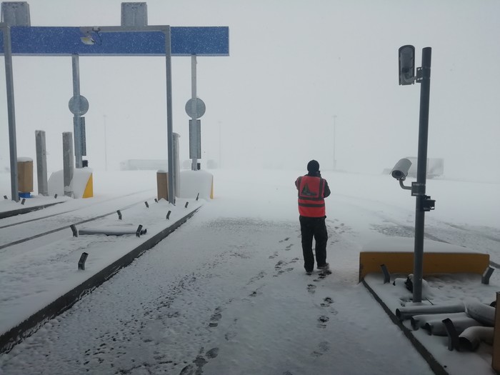 А вот и зима наступила...осенью