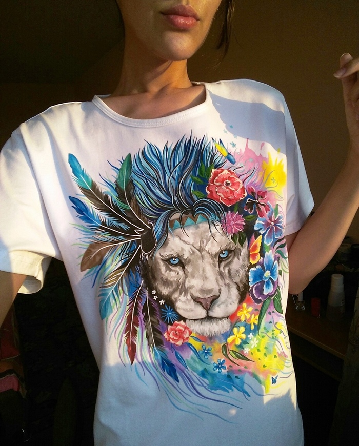 Hand painted t-shirt :) - My, Painting on fabric, , Longpost, T-shirt, Acrylic