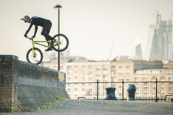 Sam Pilgrim conquers London - A bike, Trial, Straight, London, , Mtb, Trial, Video, Longpost