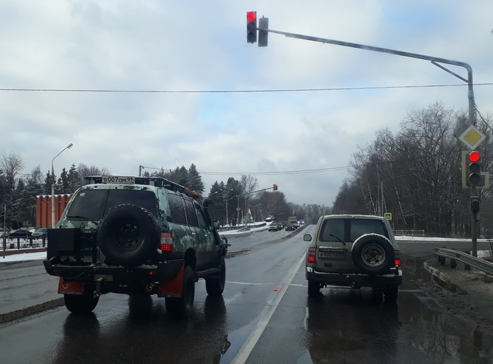 Combat Kruzak and Smoker's Kruzak - Toyota Land Cruiser, Offroad, Comparison