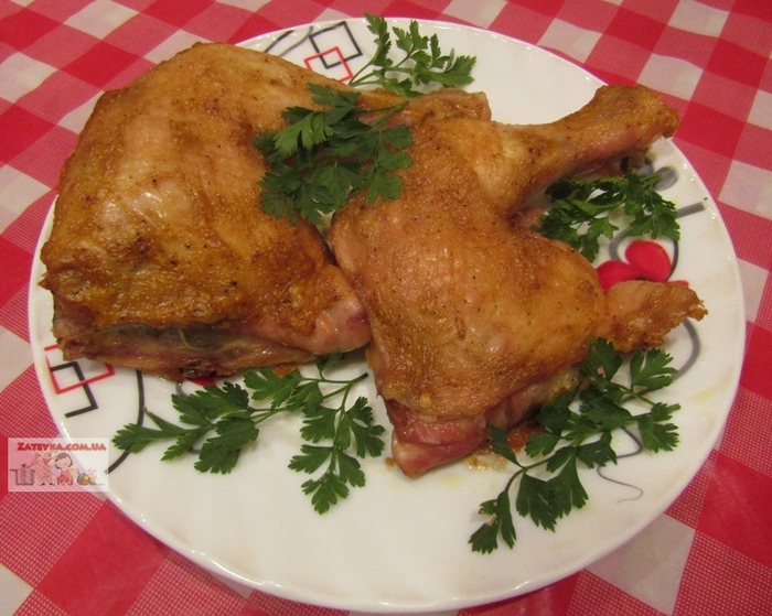 Chicken thighs stuffed with cheese and garlic - My, Leg, , Food, Second courses, Video recipe, Cooking, Video