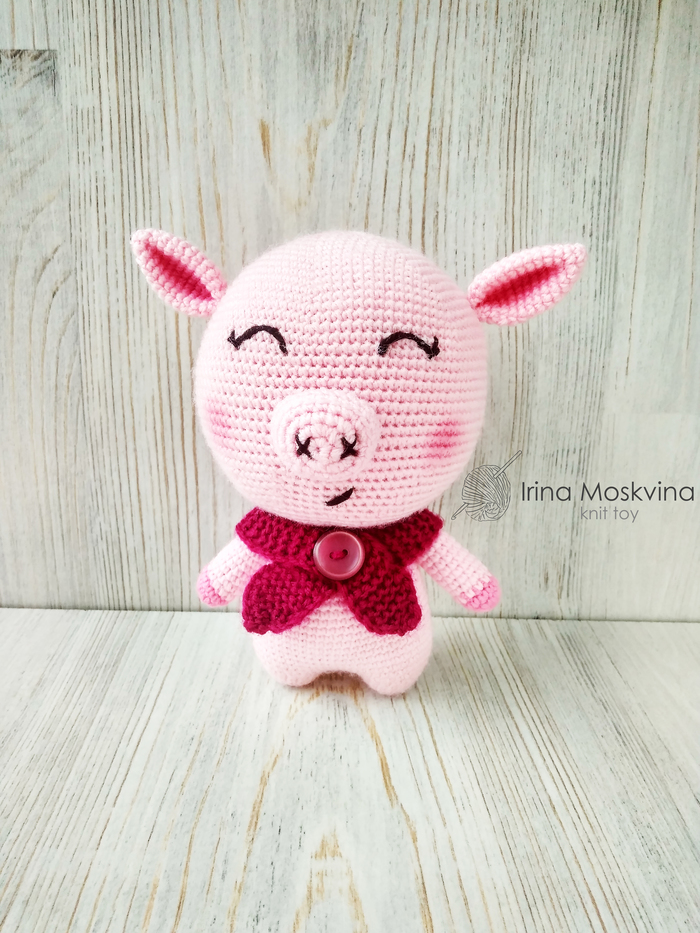 New Year is near ... - My, Needlework without process, Crochet, Symbol of the year, Piglets, Piggy, Souvenirs, New Year, Longpost