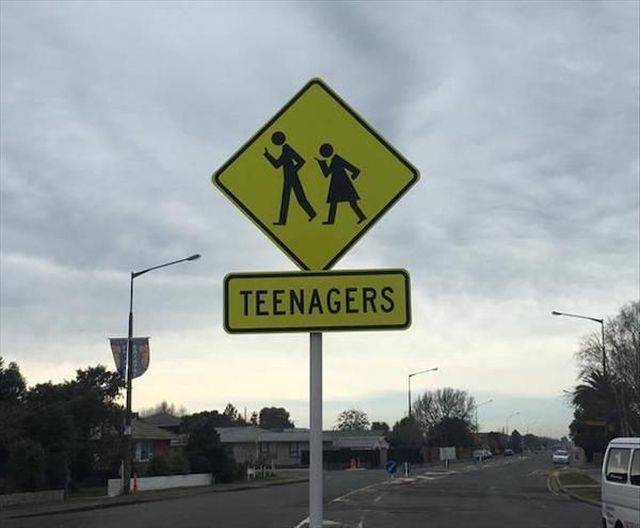 The introduction of such a sign is an urgent need. - Road sign, overdue, Teenagers, Road