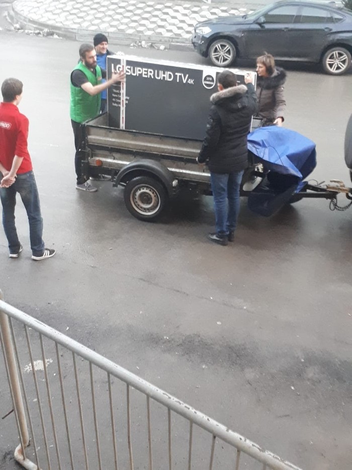 Вдогонку к посту про экономию с доставкой. Говорят, что тех кто снимал уволили с работы.