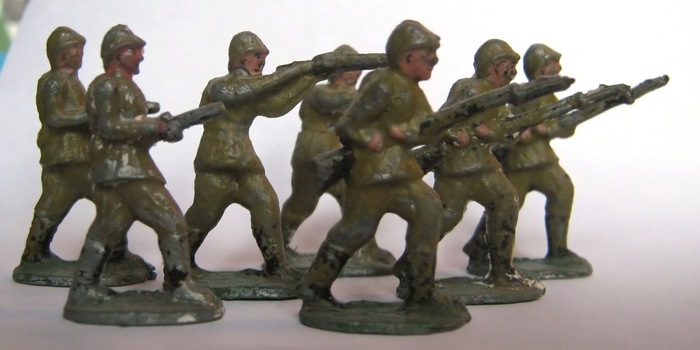 Toys from my grandfather's attic. Iron and plastic soldiers of the USSR. - Childhood, Toys, Toy soldiers, the USSR, Russia, Memories, Nostalgia, Longpost