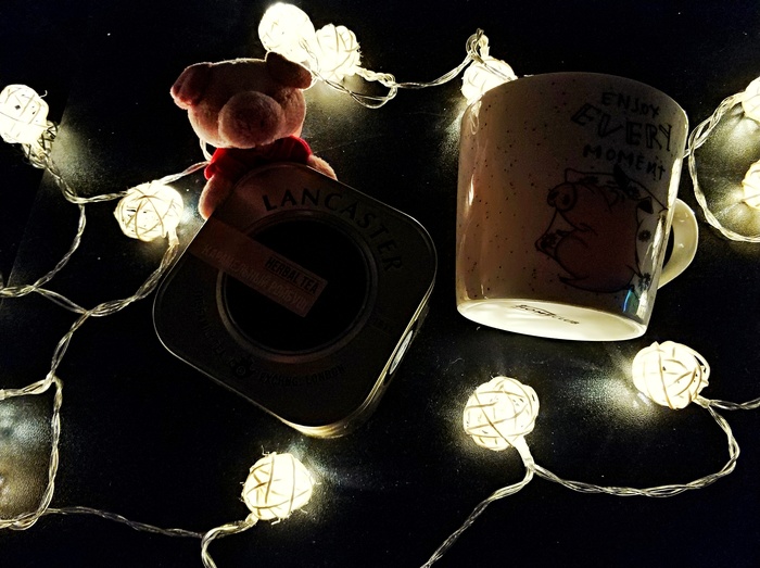 Light lamps exchange gifts