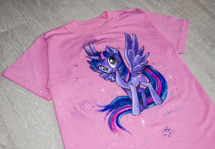 T-shirt with a painting for the niece - My, T-shirt, Cartoons, , Cloth, Style, Painting on fabric, Longpost, My little pony