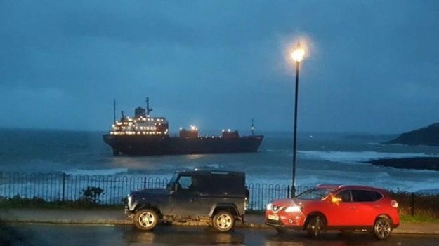 Russian ship runs aground off British coast - Russia, Vessel, Shallow, news