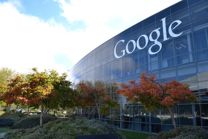 Google   Apple         Google, , YouTube