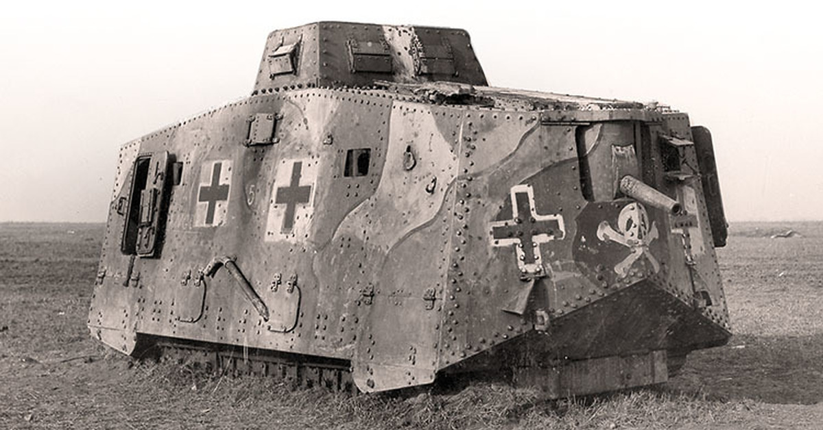 Первые танки германии. Тяжелый танк a7v Германия 1917. Немецкий танк первой мировой войны a7vu. Немецкий танк a7v первой мировой уничтоженный. A7v пушка.