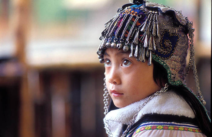 Hani girl in traditional children's headdress - Children, beauty, Honey, Chinese