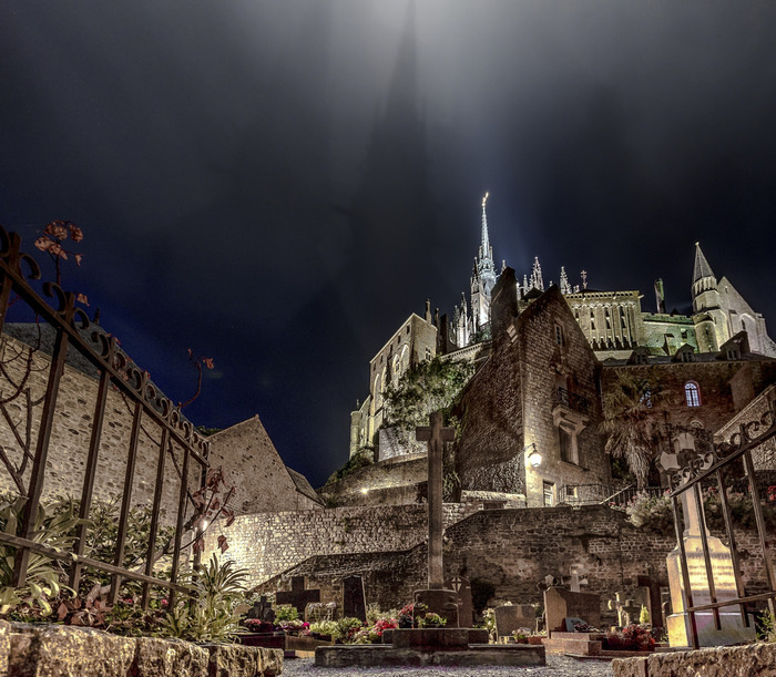 Аббатство Мон  Сен Мишель (Le Mont-Saint-Michel) - Le Mont-Saint-Michel, Мон-Сен-Мишель, Фотография, Страшно но красиво, Франция, Красота