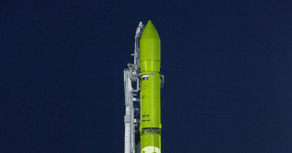 Ракета на зеленом фоне. Российская компания s7 Space. S7 ракеты. S7 Space ракета. Космический старт s7.