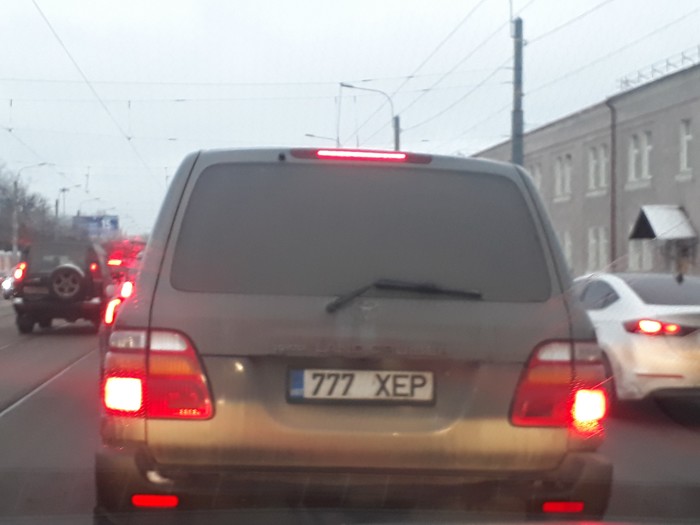 Est 777   