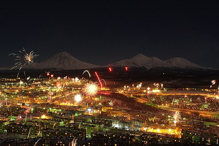 Midnight in Petropavlovsk-Kamchatsky, Happy New Year 2019, Petropavlovsk residents!!! - My, Petropavlovsk-Kamchatsky, New Year, Holidays, The photo, Russia