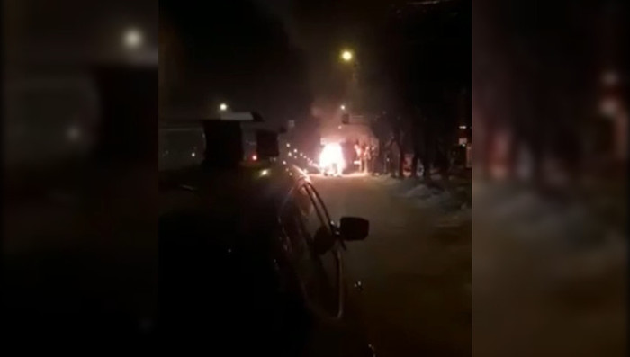 “People are lying around burnt”: fire and explosions in the Magnitogorsk minibus caught on video - Magnitogorsk, Minibus, Explosion, Fire, Video, Images, news