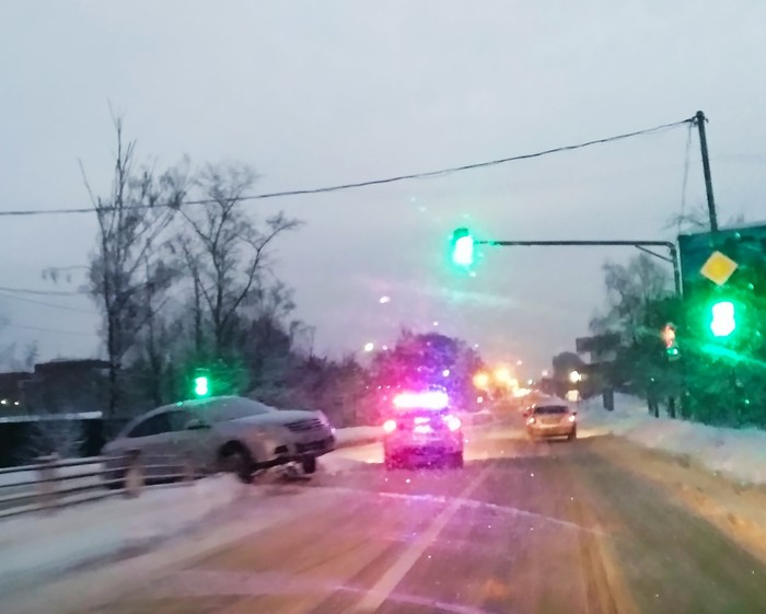 Осторожнее на дорогах