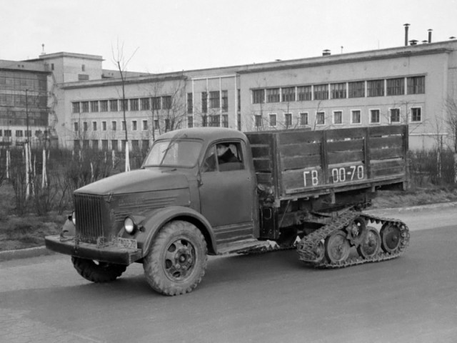 GAZ-51 Half-track - an experimental half-track modification of the GAZ-51 flatbed truck (1953-1954) - Tracked all-terrain vehicle, Gaz-51
