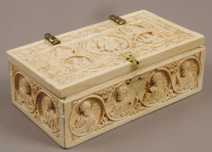 Ivory reliquary casket, Byzantium, 950–1000. - Ivory, Byzantium, Thread, Middle Ages, The Saints, Longpost