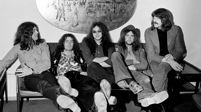 Deep Purple in memory. --, , , , Smoke on the water