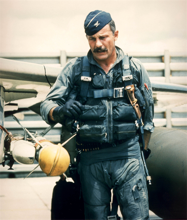 Flying Hussar - Colonel Robin Olds - My, Pilot, Story, Biography, Vietnam war, Aviation, Historical figures, Longpost
