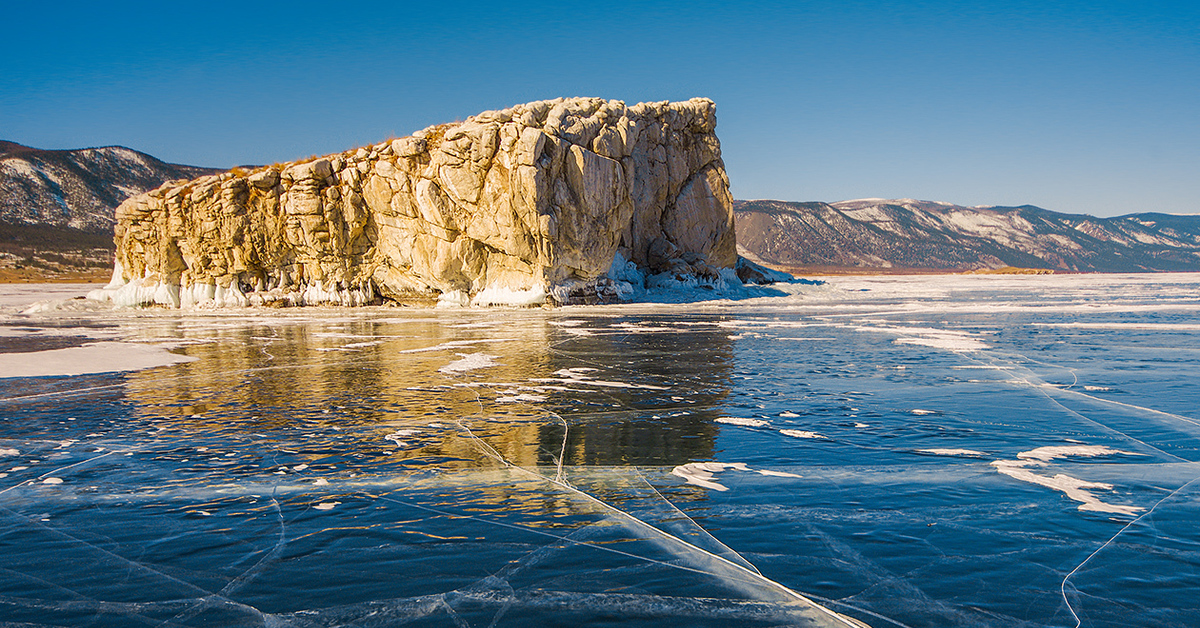 Озеро байкал знают во всем мире. Озеро Байкал ЮНЕСКО. Гремячинск Байкал. Остров Шарга-Даган. Озеро Байкал зимой.