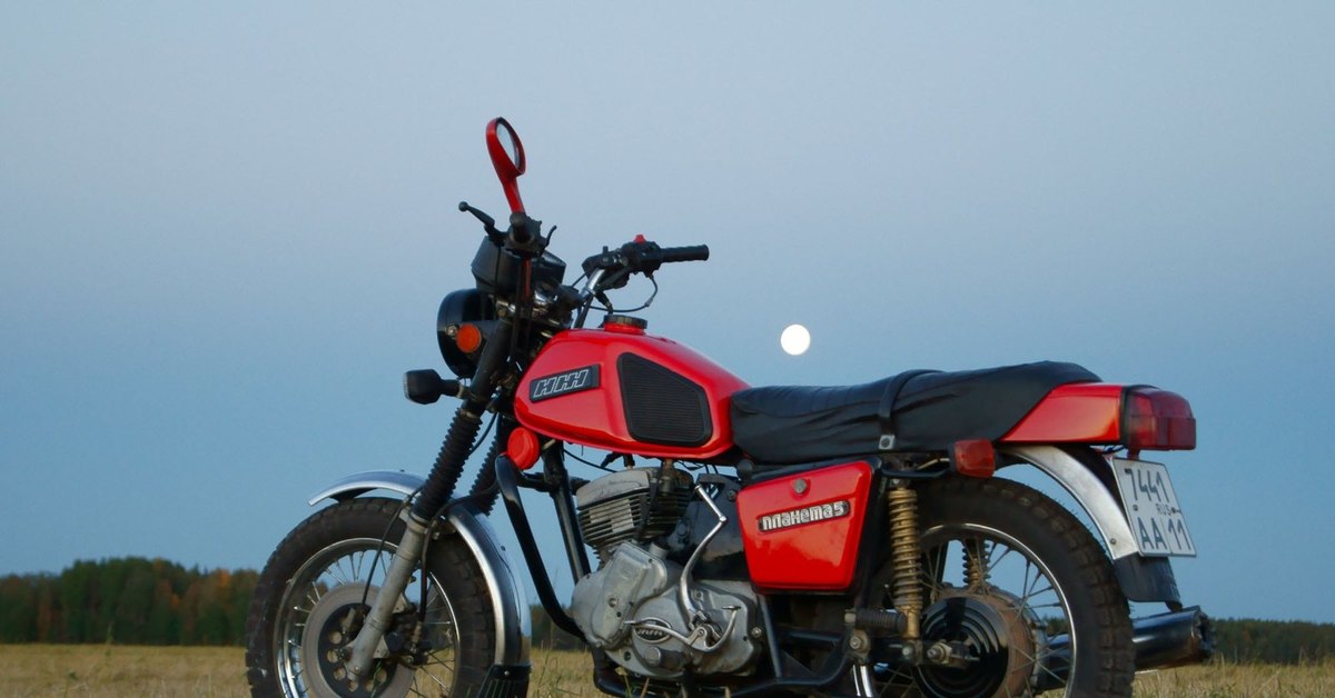 Фото мотоцикла иж планета 5 на обои