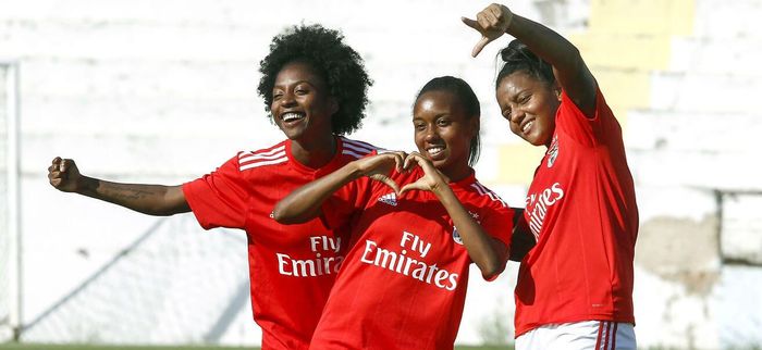 293:0. Women... - Football, Interesting, Benfica, Female, Record