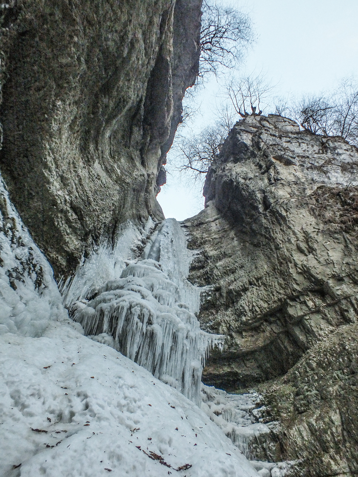 Chegem waterfalls in winter. - Longpost, Tourism, My, The mountains, Waterfall, Chegem waterfalls, Chegem gorge