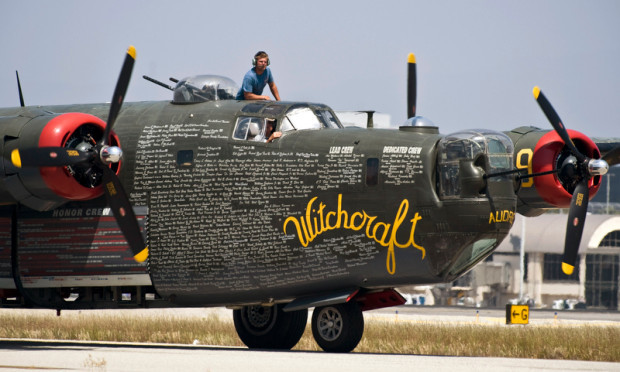 B-24J Liberator. A well-armed liberator. - Airplane, Bomber, b-24, Longpost